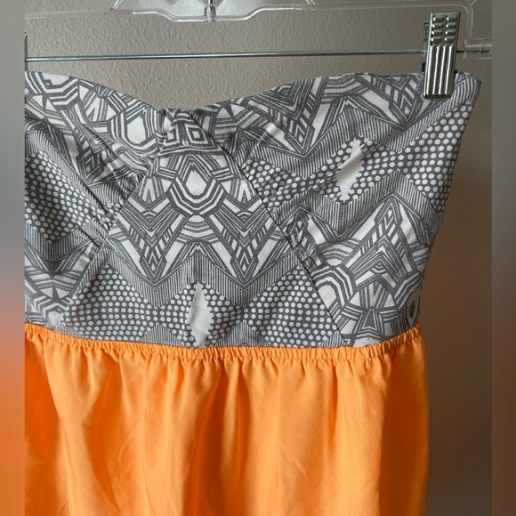 Roxy Summer Sundress / Cover Up! - Picture 3 of 4